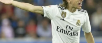 الفصل القادم في حياة لوكا مودريتش: أيقونة ريال مدريد مستعدة للبقاء