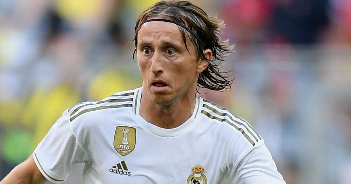 برشلونة يريد شراء لونين من ريال مدريد. أجرى لابورتا بالفعل محادثات مع وكيل حارس المرمى