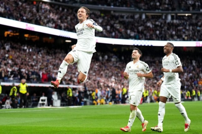 أصبح معروفا من يفكر ريال مدريد كبديل لمودريتش